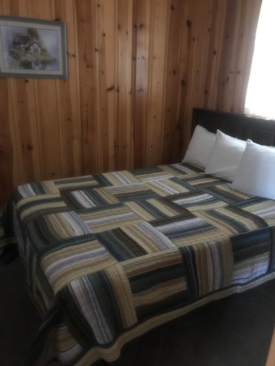 Chalet Motel Custer Luaran gambar