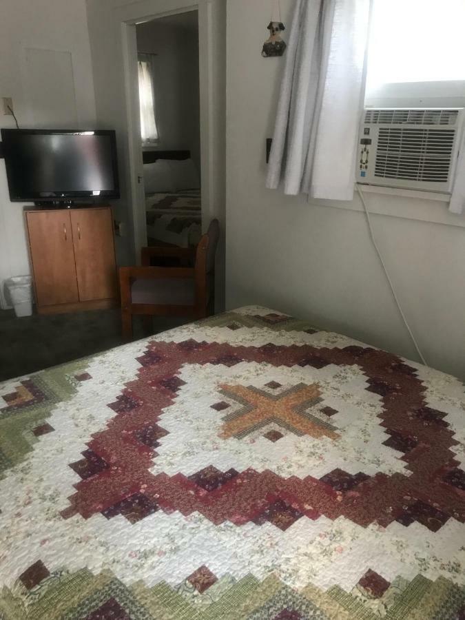 Chalet Motel Custer Luaran gambar